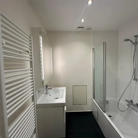 Apartment Spacious Next To Port Of Antwerp